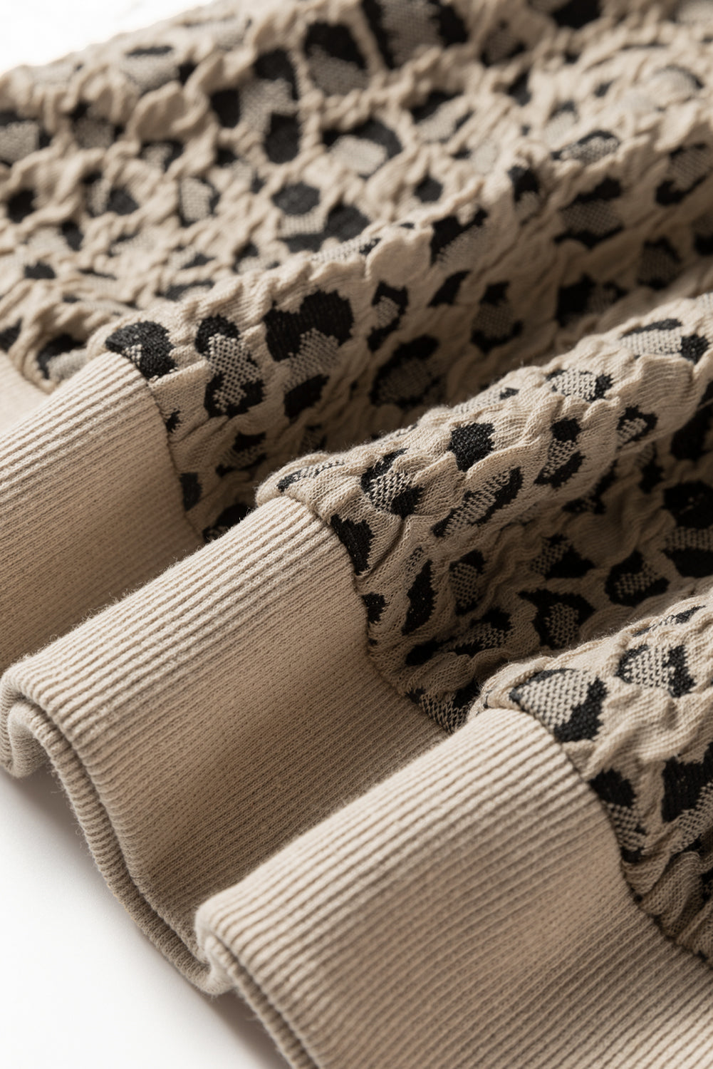 Ribbed Trim Leopard Top